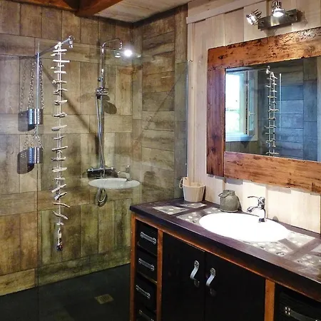 Holiday Home, Hébergement de vacances